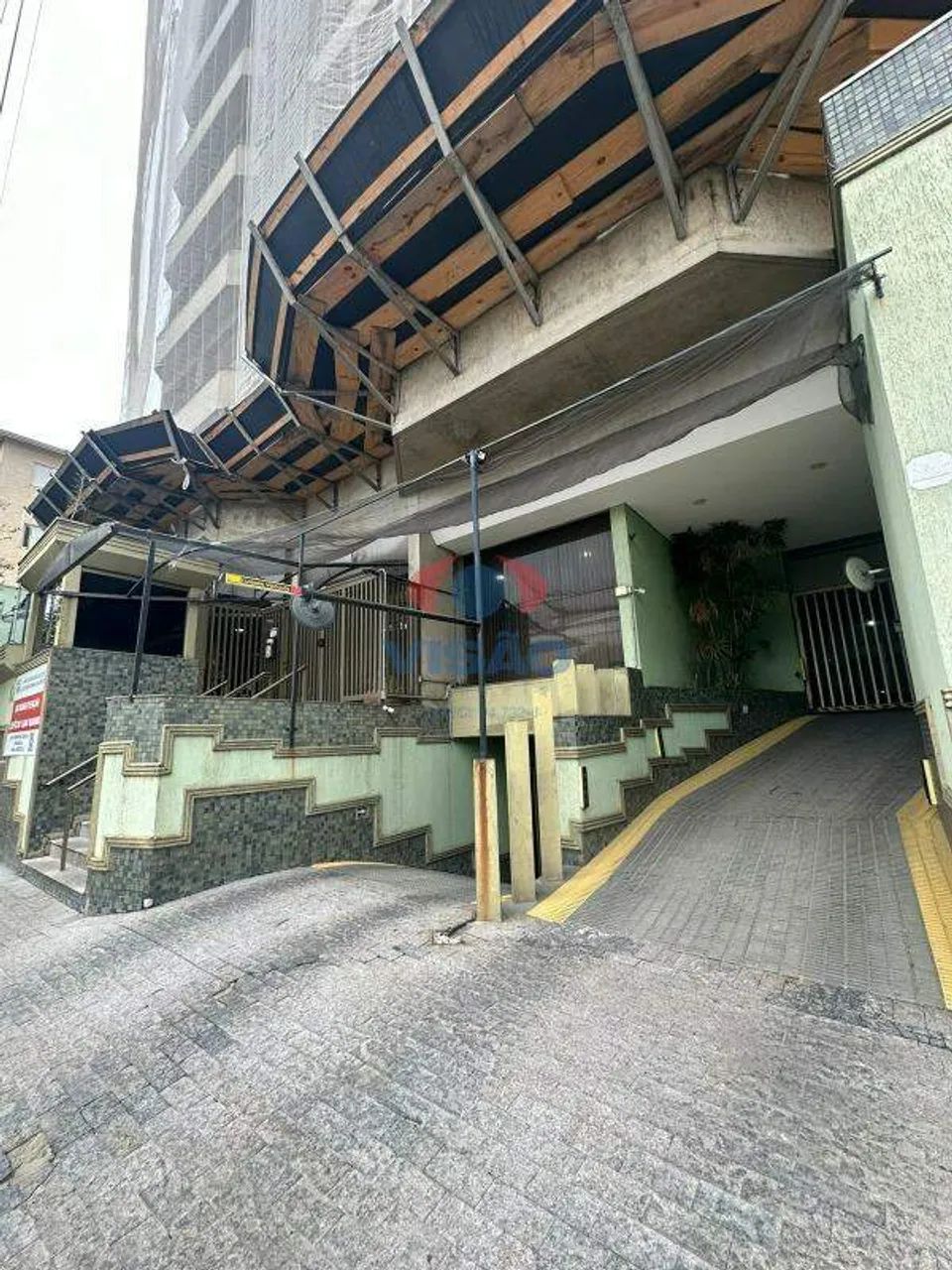 Espaço, sofisticação e uma localização privilegiada para viver com qualidade de vida! - Foto 2