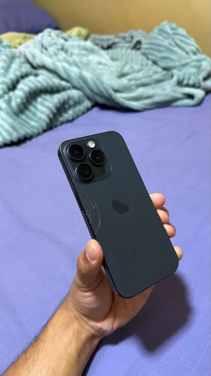 Iphone 15 Pro 256GB - Foto 2