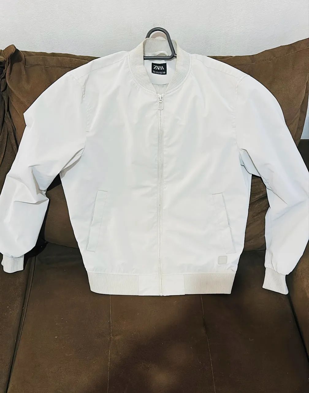 JAQUETA BOMBER NYLON ZARA