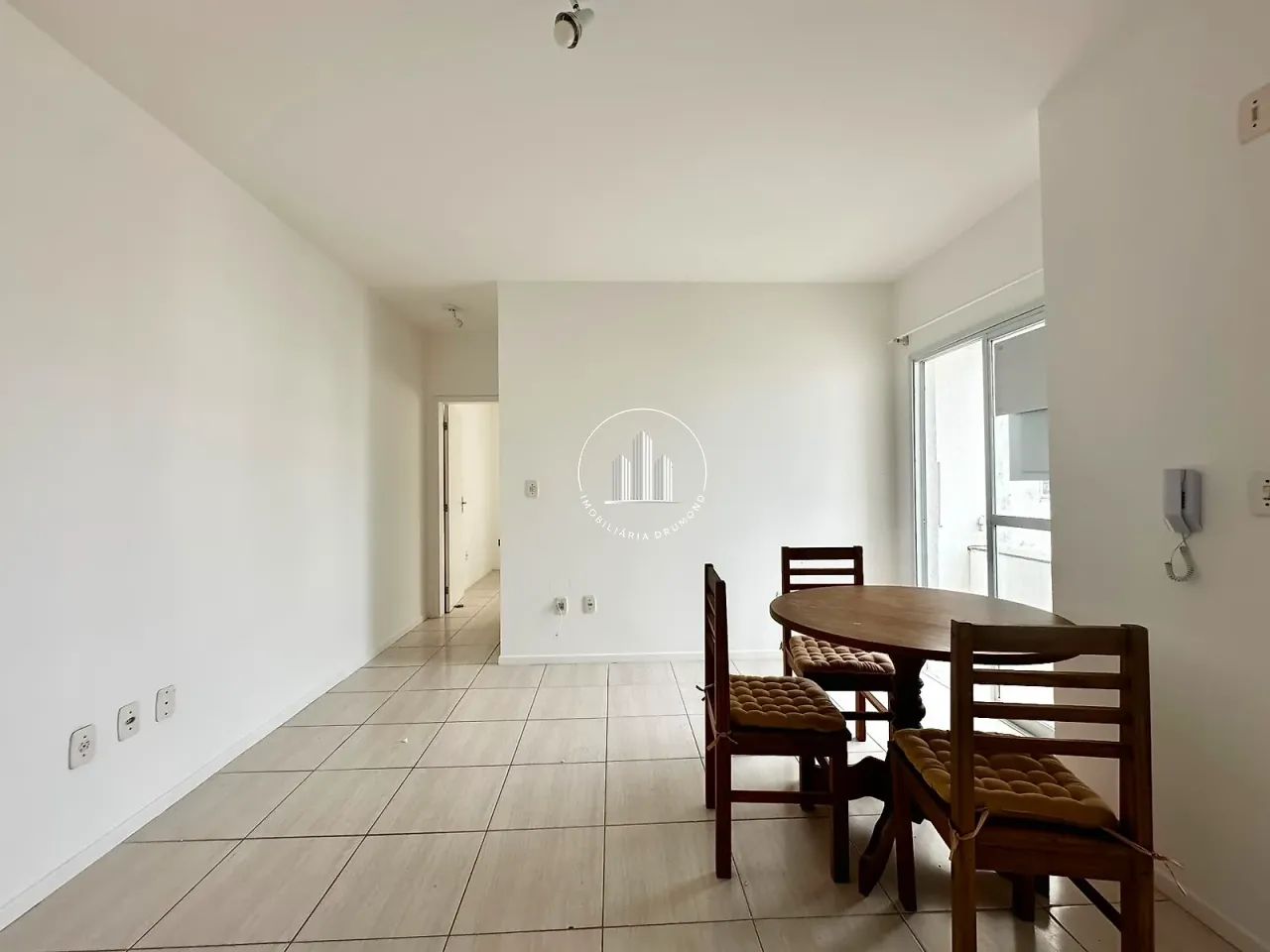 Apartamento 1 Quarto com Churrasqueira - Pedra Branca - PLC - Foto 2