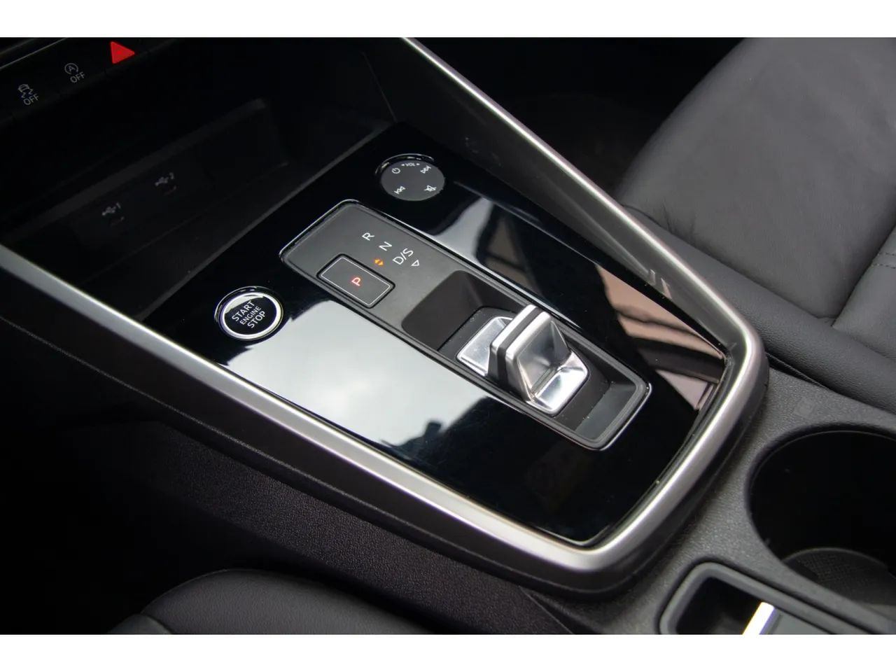 Audi A3 Sed. Perform. Black 2.0 TFSI S-tronic, foto 14 de 15
