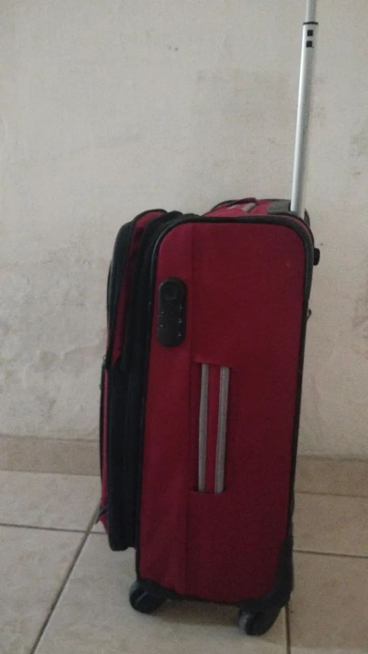 Mala de viagem Samsonite, pequena e reforçada  - Foto 3