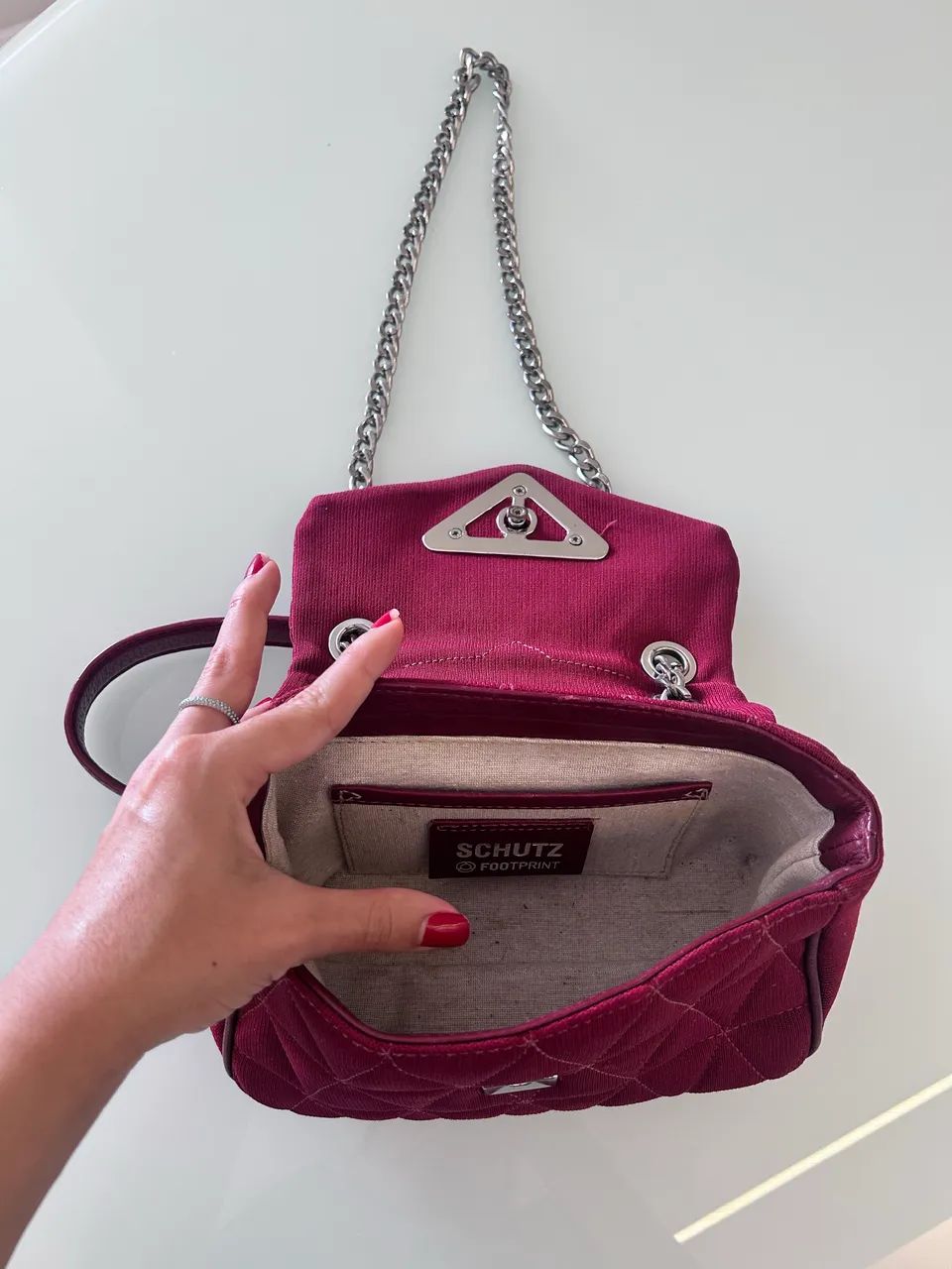 bolsa schutz vermelha/vinho nova  - Foto 5