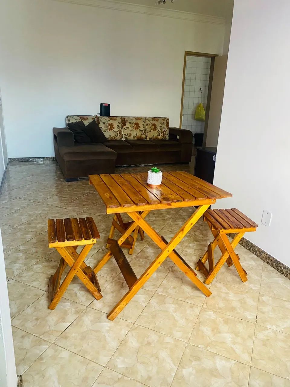Alugo quarto para meninas. R$ 680,00  - Foto 2