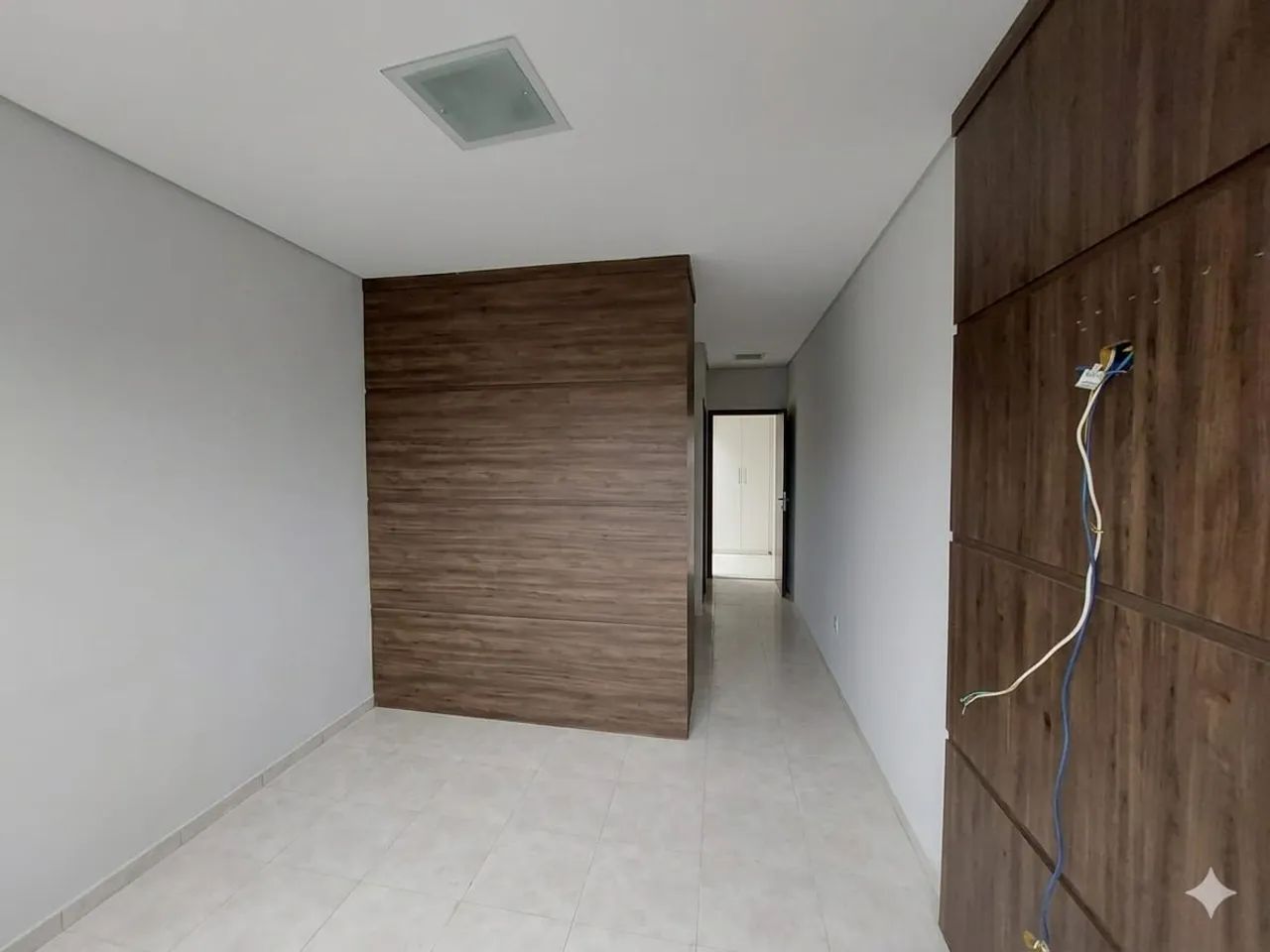 Apartamento de 110 m² com 2 Quartos, 1 Suíte e Sacada no Jardim Universo  Maringá/PR - Foto 5