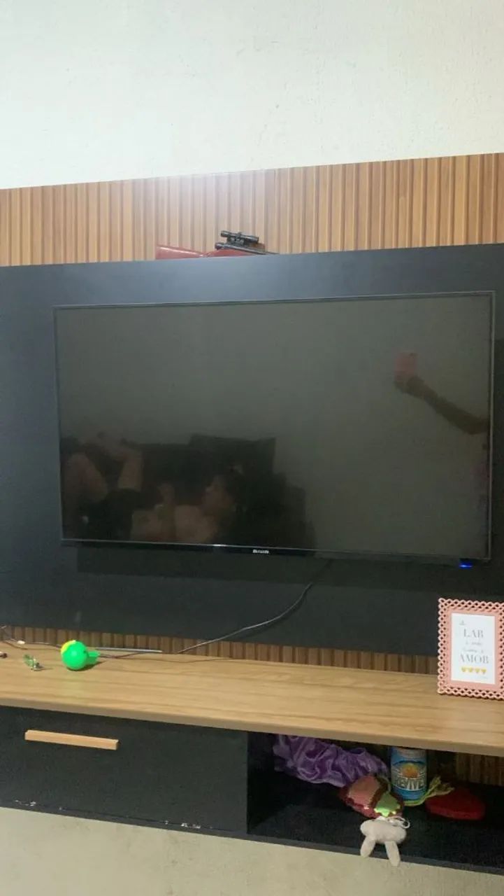 Smartv 43 polegadas AIWA semi nova parcelo na maquininha 