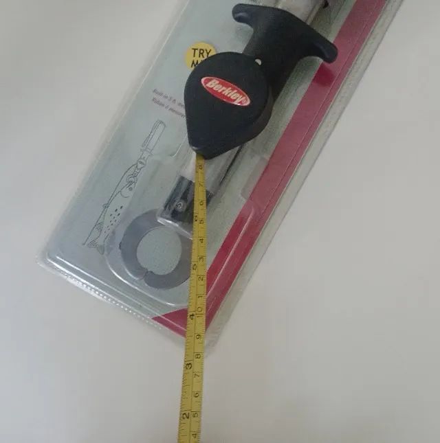Alicate com balança e trena Berkley Big Game Lip Grip - Foto 5