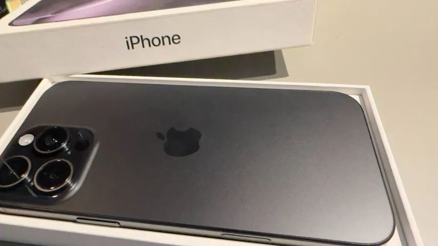Iphone 16 pro max 256. Novo 1 ano de garantia - Foto 3