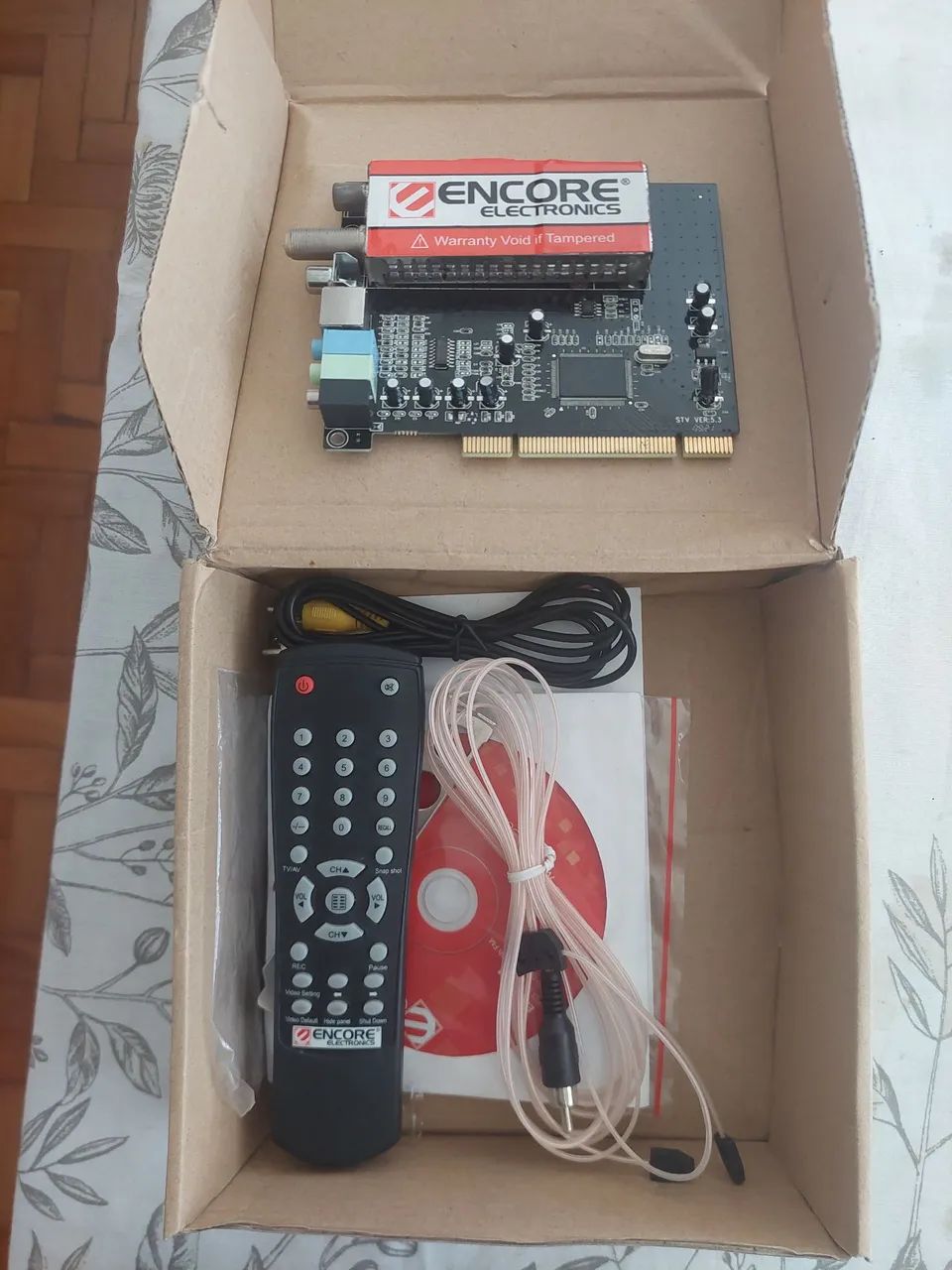 Placa de captura de tv e rádio FM interna marca encore