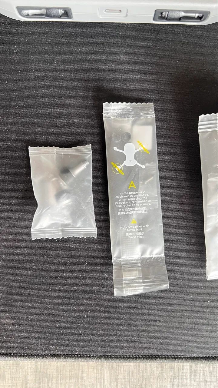 CDJI323 Radio controle  C5 RC-N1 modelo 231 (Série mini 2/4K/3/3 Pro/Air 2/2S/Série Mavic) - Foto 6