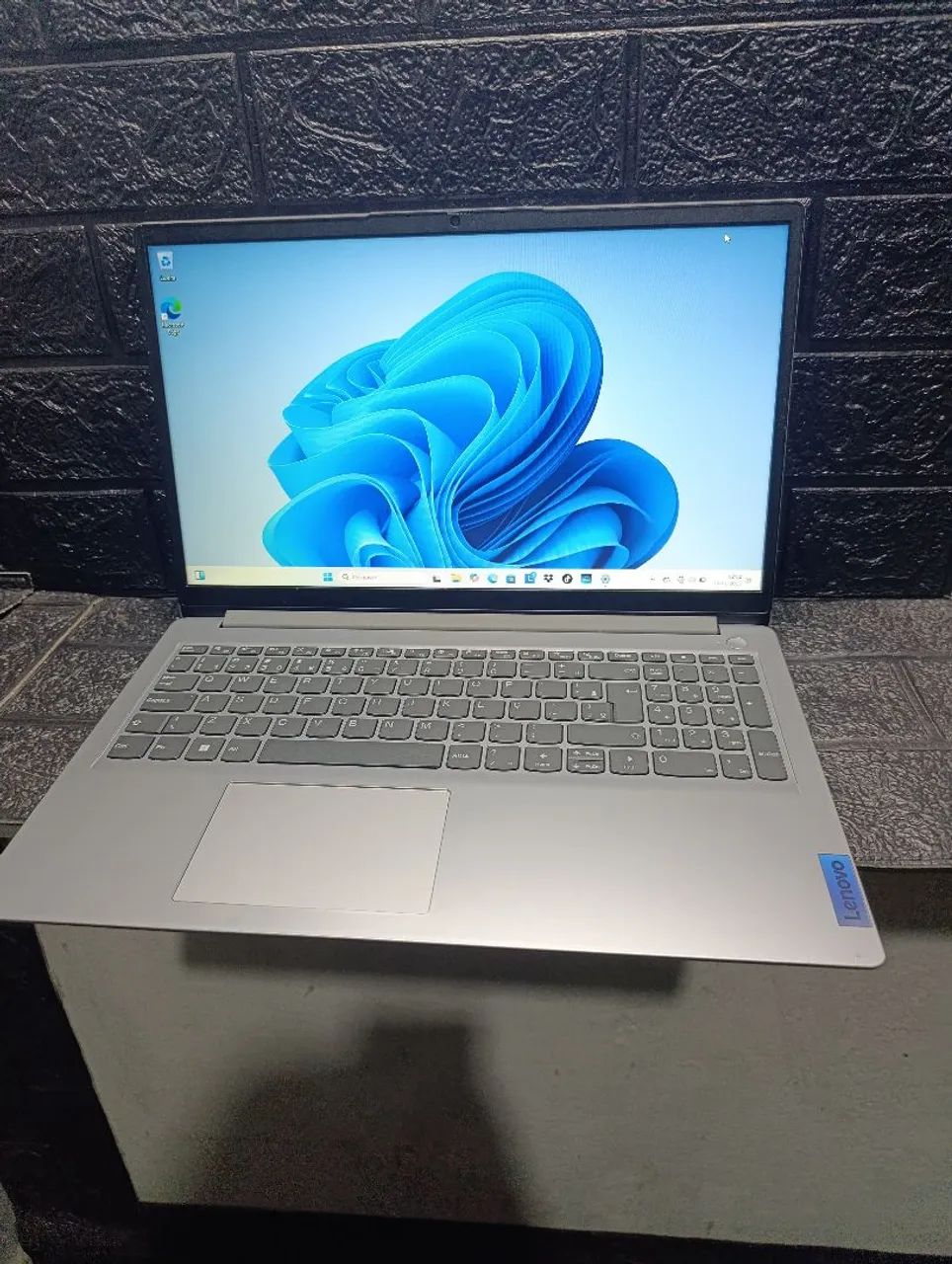 NOTEBOOK LENOVO IDEAPAD CORE I3  - Foto 3