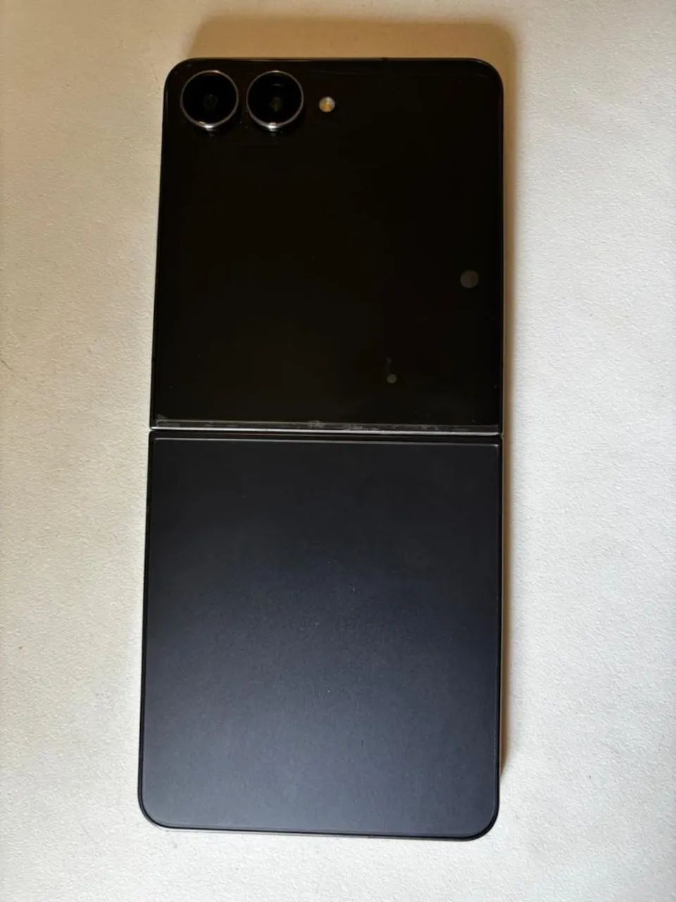 Samsung Zflip 7 - Um mes de uso - troco por iPhone  - Foto 4