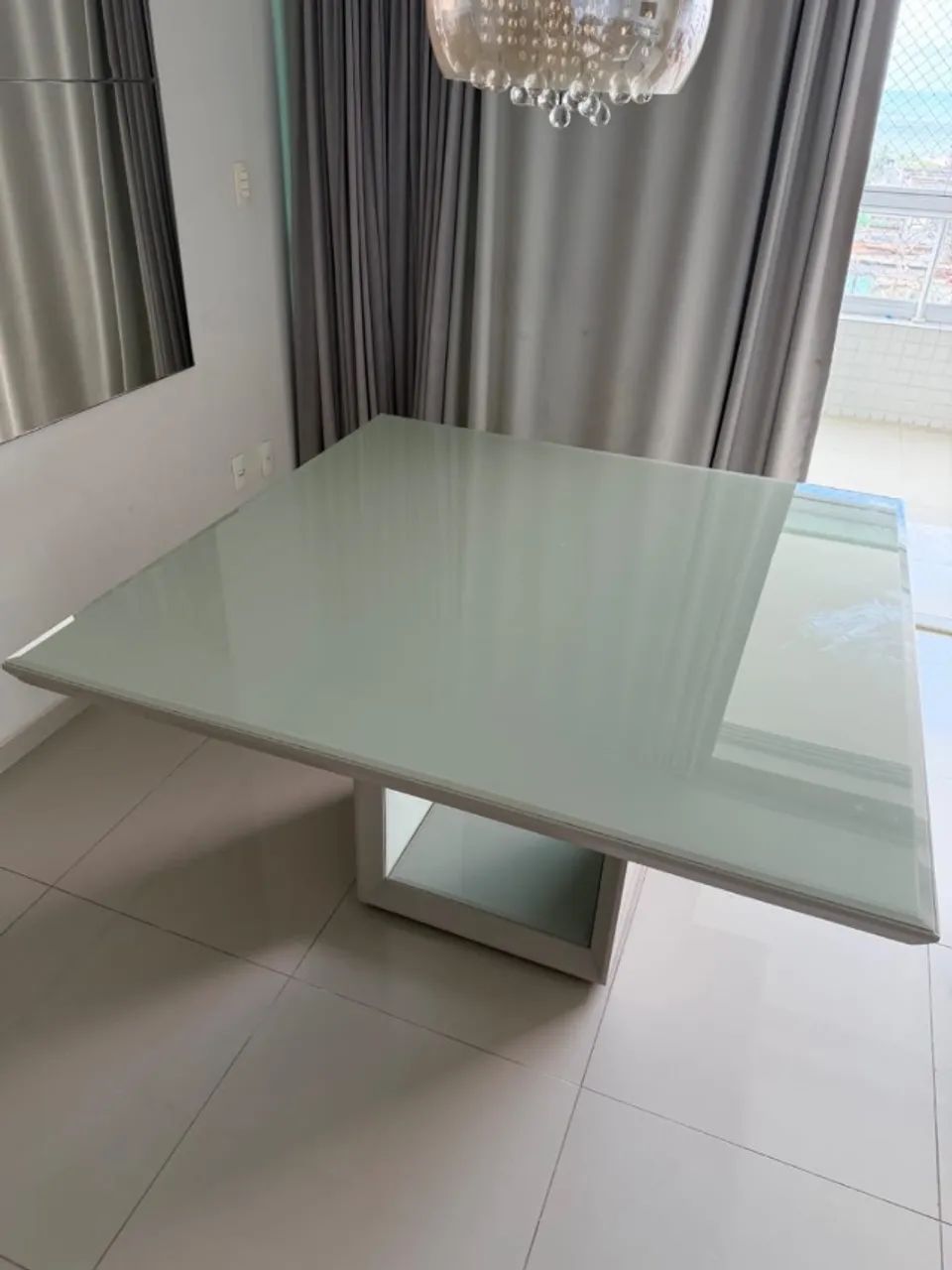Mesa de jantar laqueada para 6 pessoas  - Foto 3