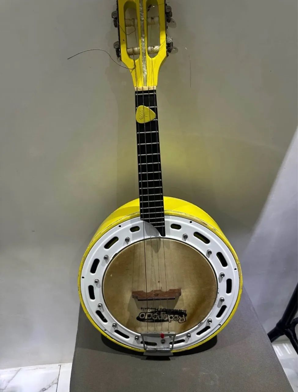BANJO