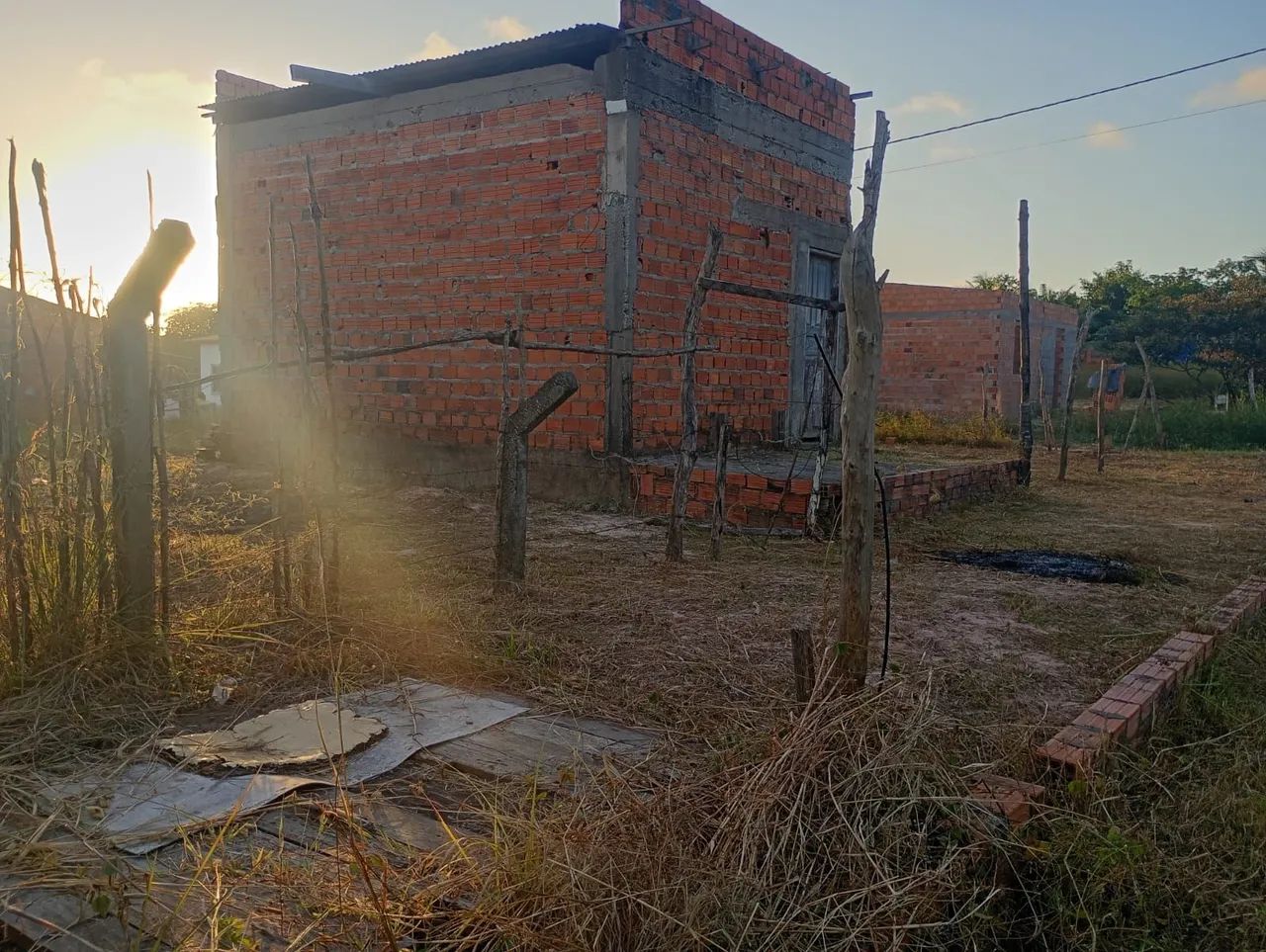 Vendo Lindo Terreno com casa na Pirâmide  - Foto 4