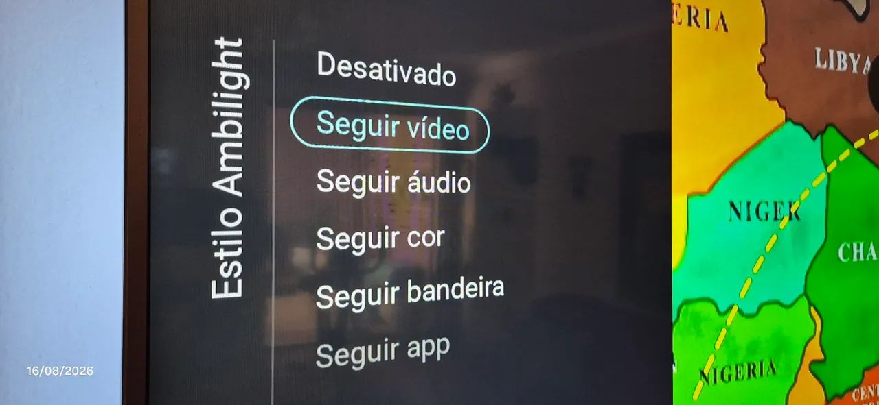 Smart TV Philips 65" 4K UHD Ambilight (Iluminação na parede) HDR10+  - Foto 4