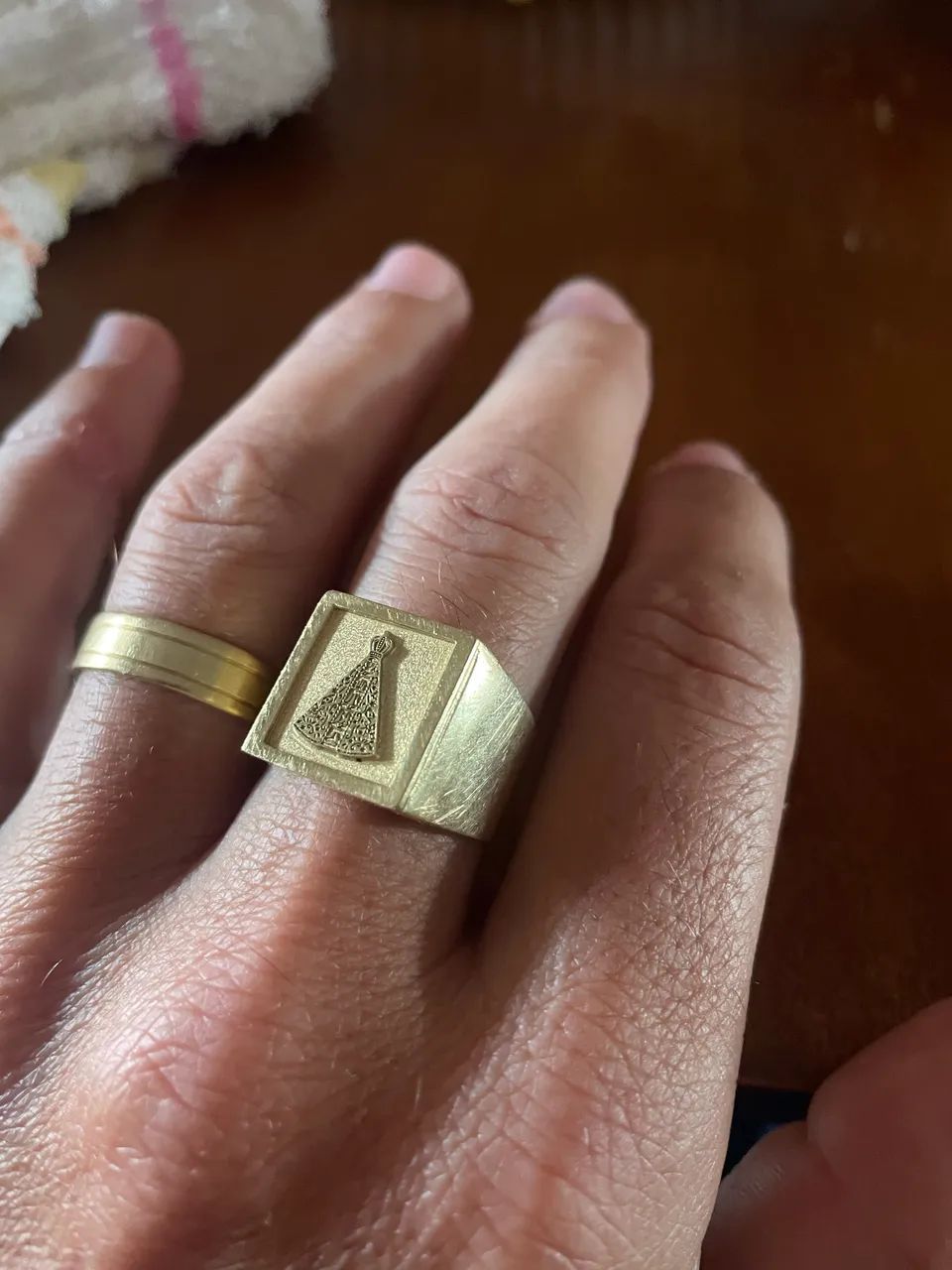 Anel em ouro 18k com 8.4 grama  - Foto 2