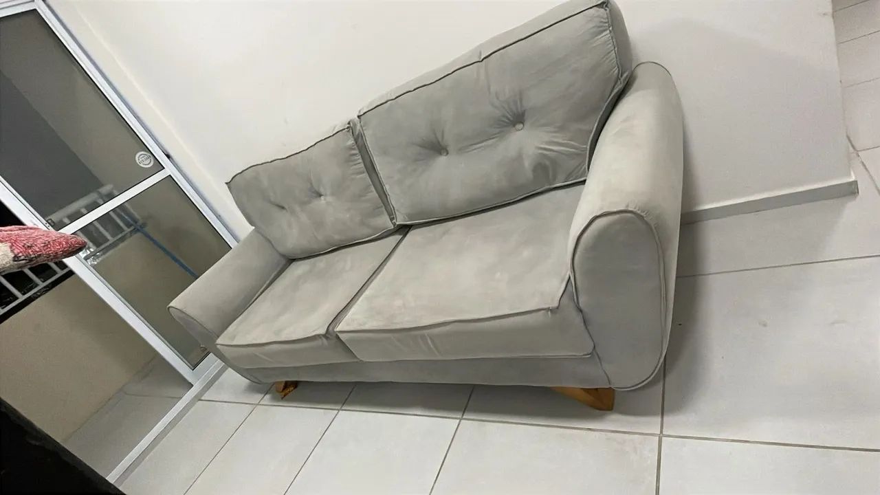 VENDO SOFÁ DOIS LUGARES 