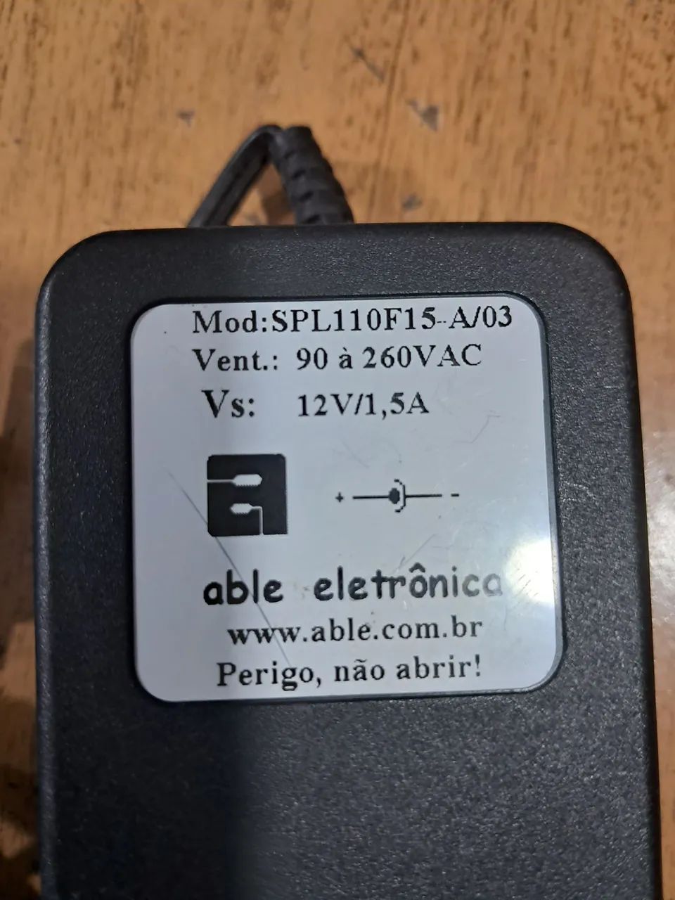 Fonte 12v 1,5a com interruptor - Foto 3
