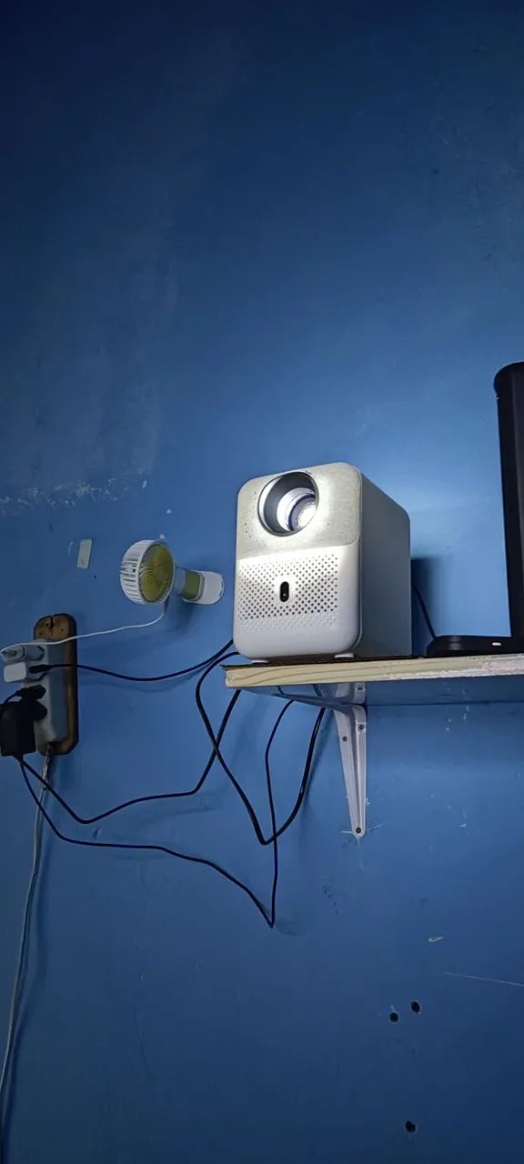 Projetor biyntek love u4 novinho na caixa, ótica selada, ful hd nativo,. - Foto 2