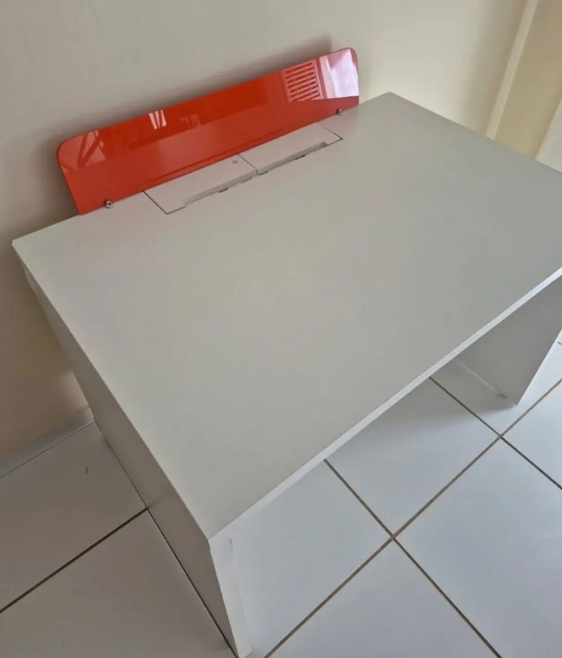 MESA PARA ESCRITÓRIO OU ESTUDO - Foto 4