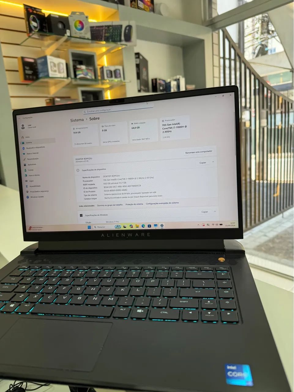 Alienware m15 r6 - Foto 3