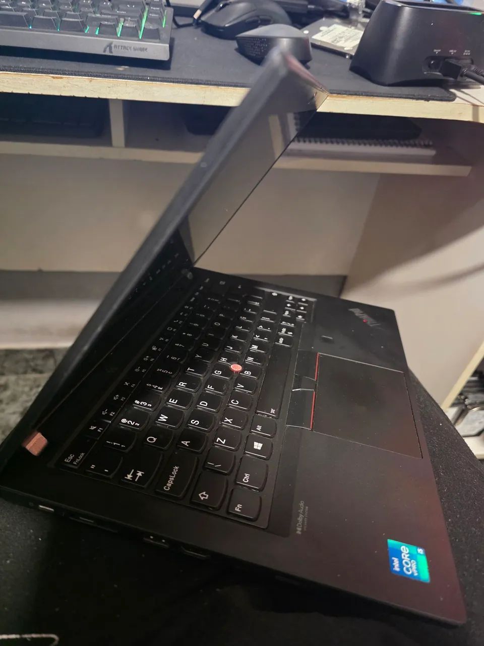 Notebook Lenovo t14 - i5 de 11th - Foto 2