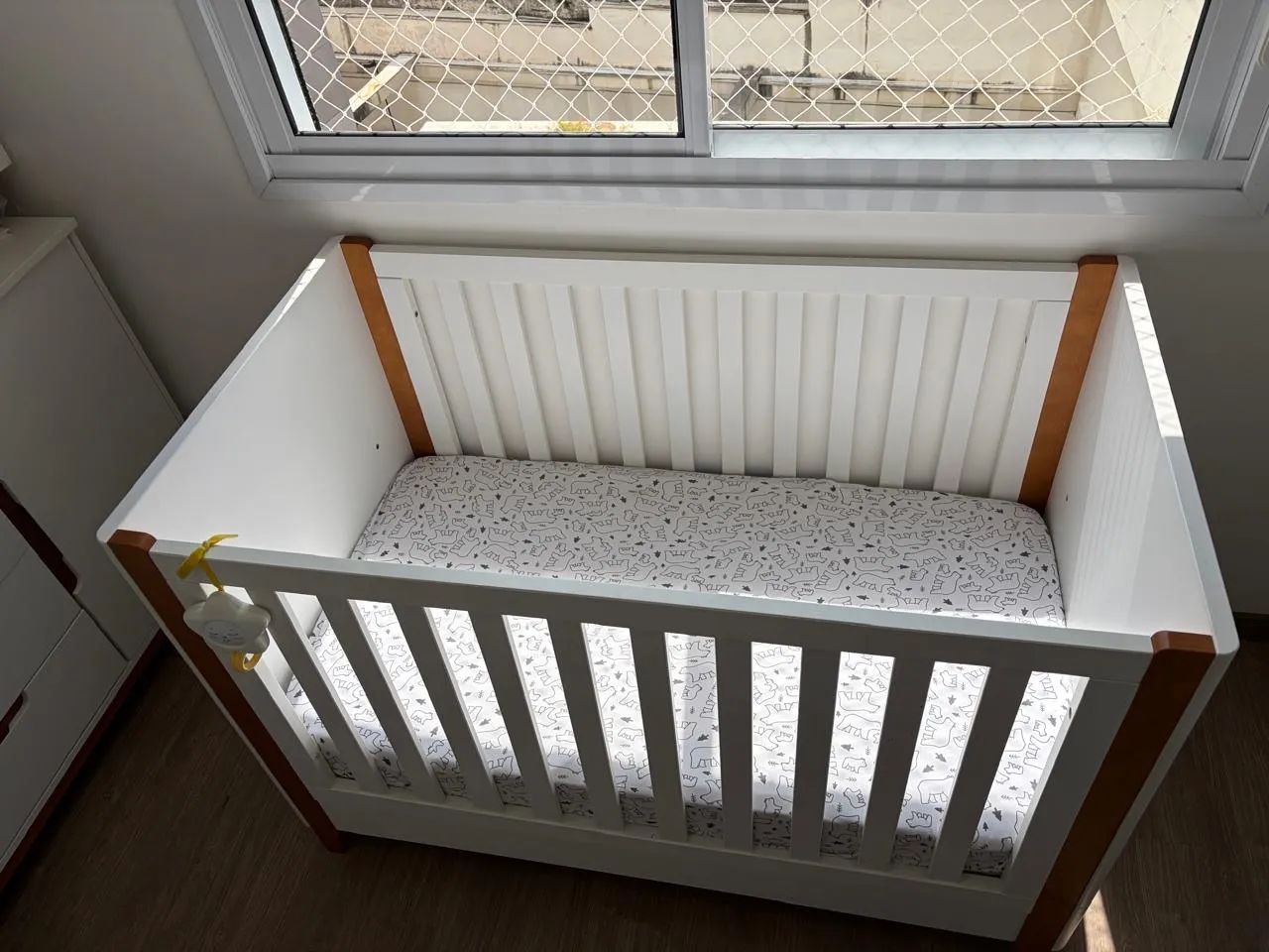Berço Capri 2em1 MDF e Madeira Maciça - Branco - Foto 2