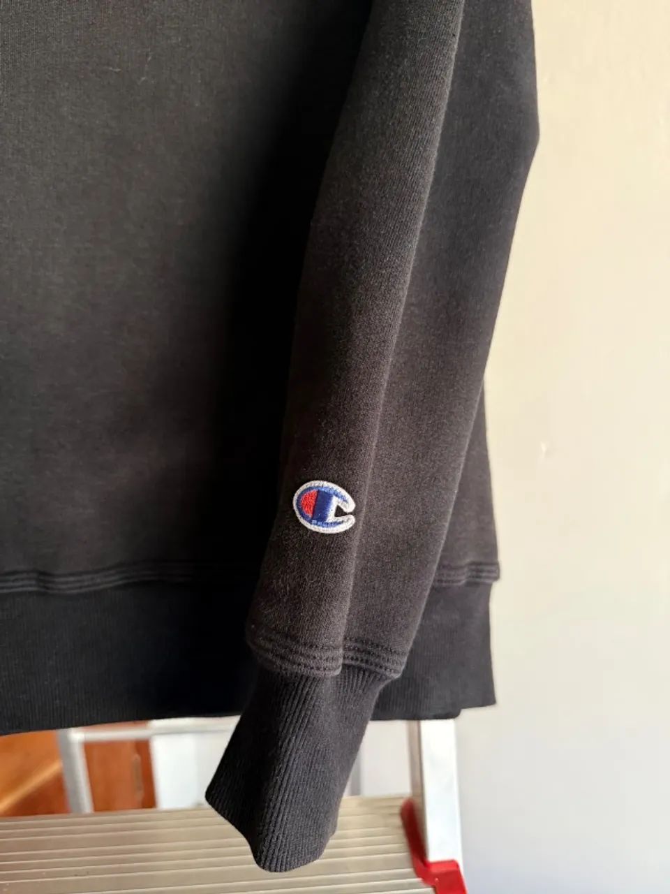 Moletom Champion crewneck - Preto - Foto 3