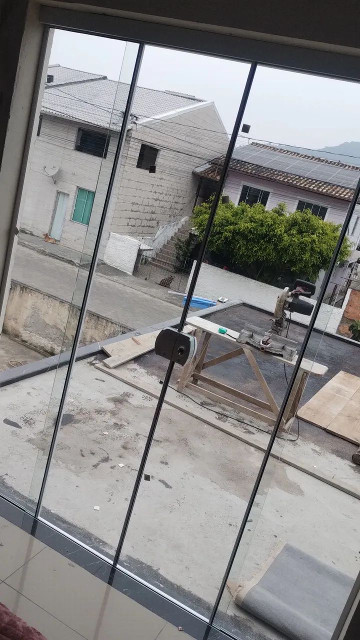 Vidraçaria e forro de pvc instalado  - Foto 2
