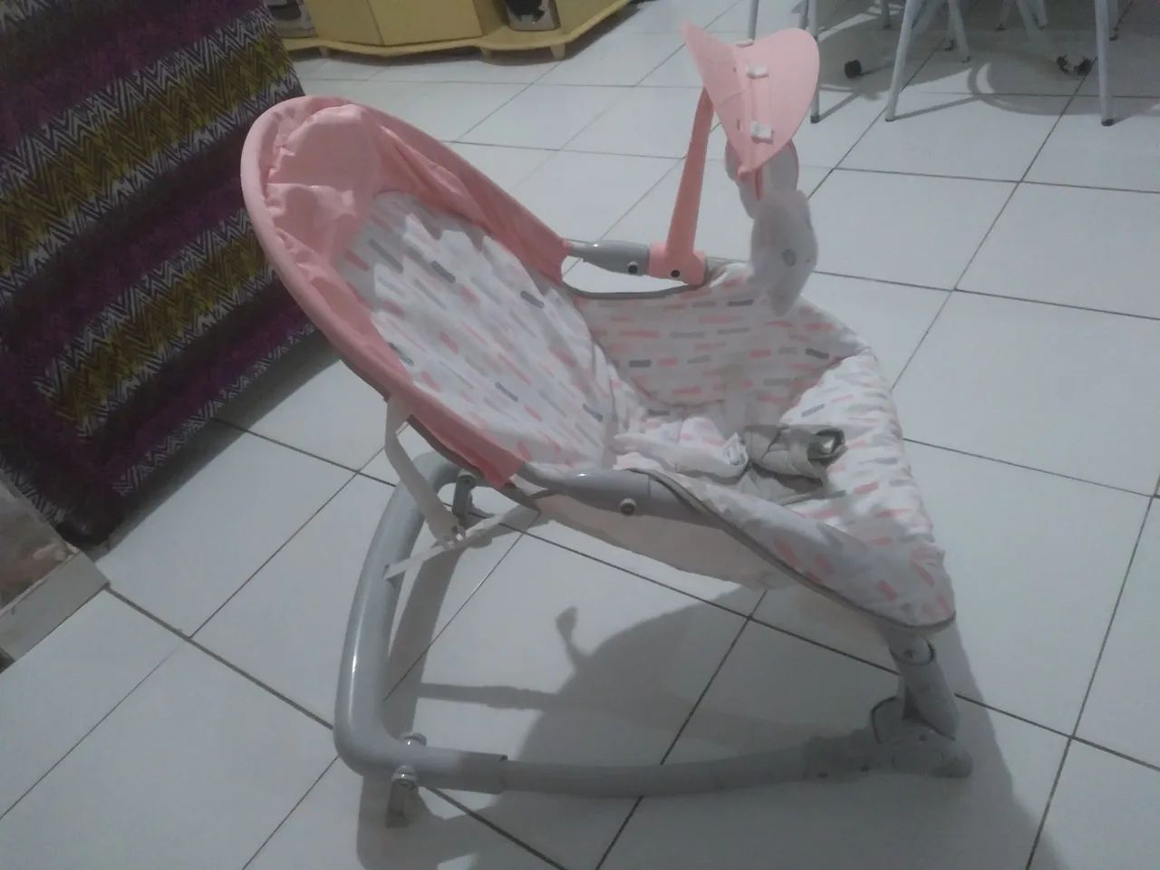 Cadeirinha de balanço e descanso dobravel - Foto 5