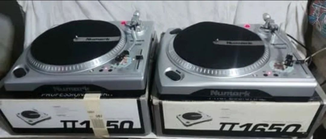 NUMARK TT 1650 (PAR | DIRECT DRIVE) Baixei pra 3200 - Foto 2
