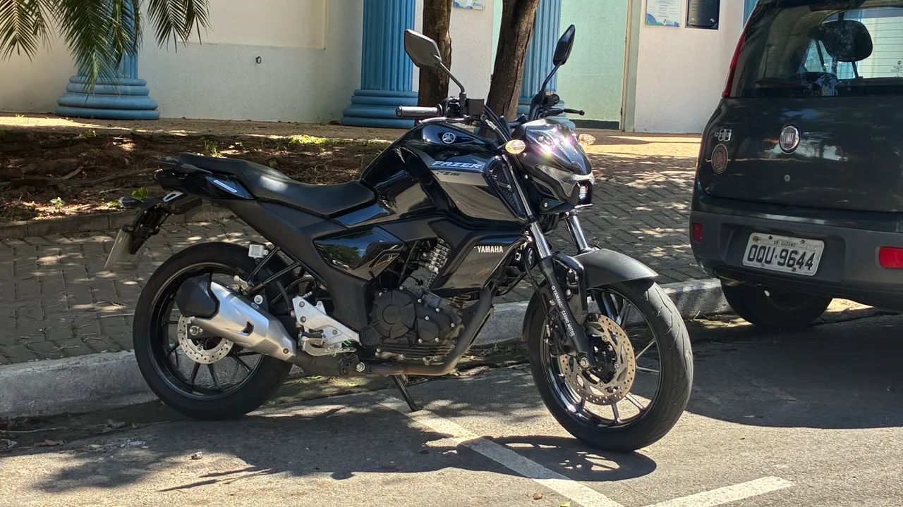 Fz15 impecável