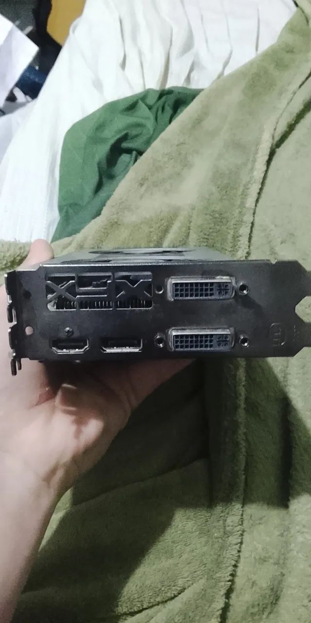 Placa de vídeo XFX R 7750 - Foto 2