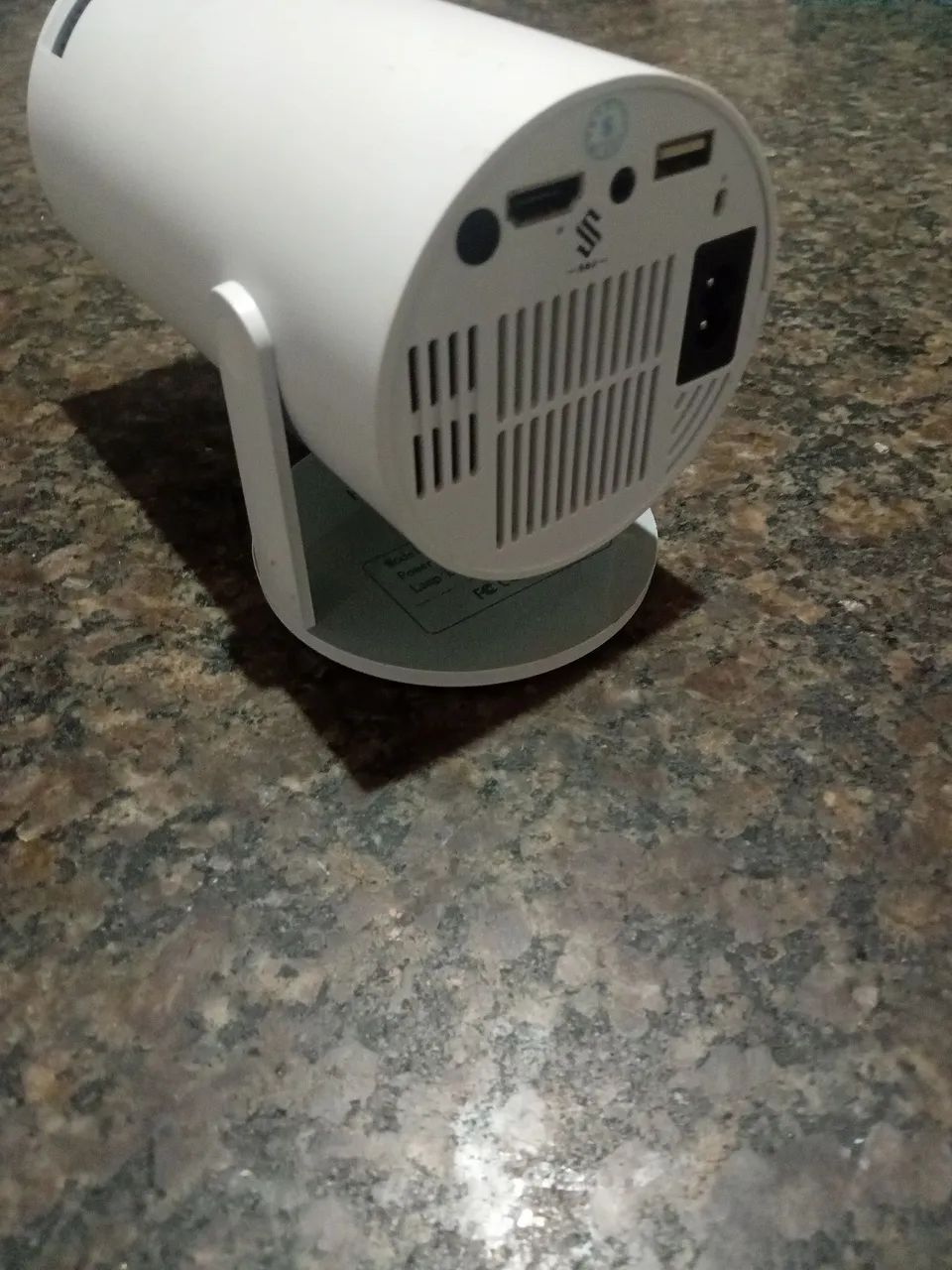 Projetor HY 300  - Foto 2