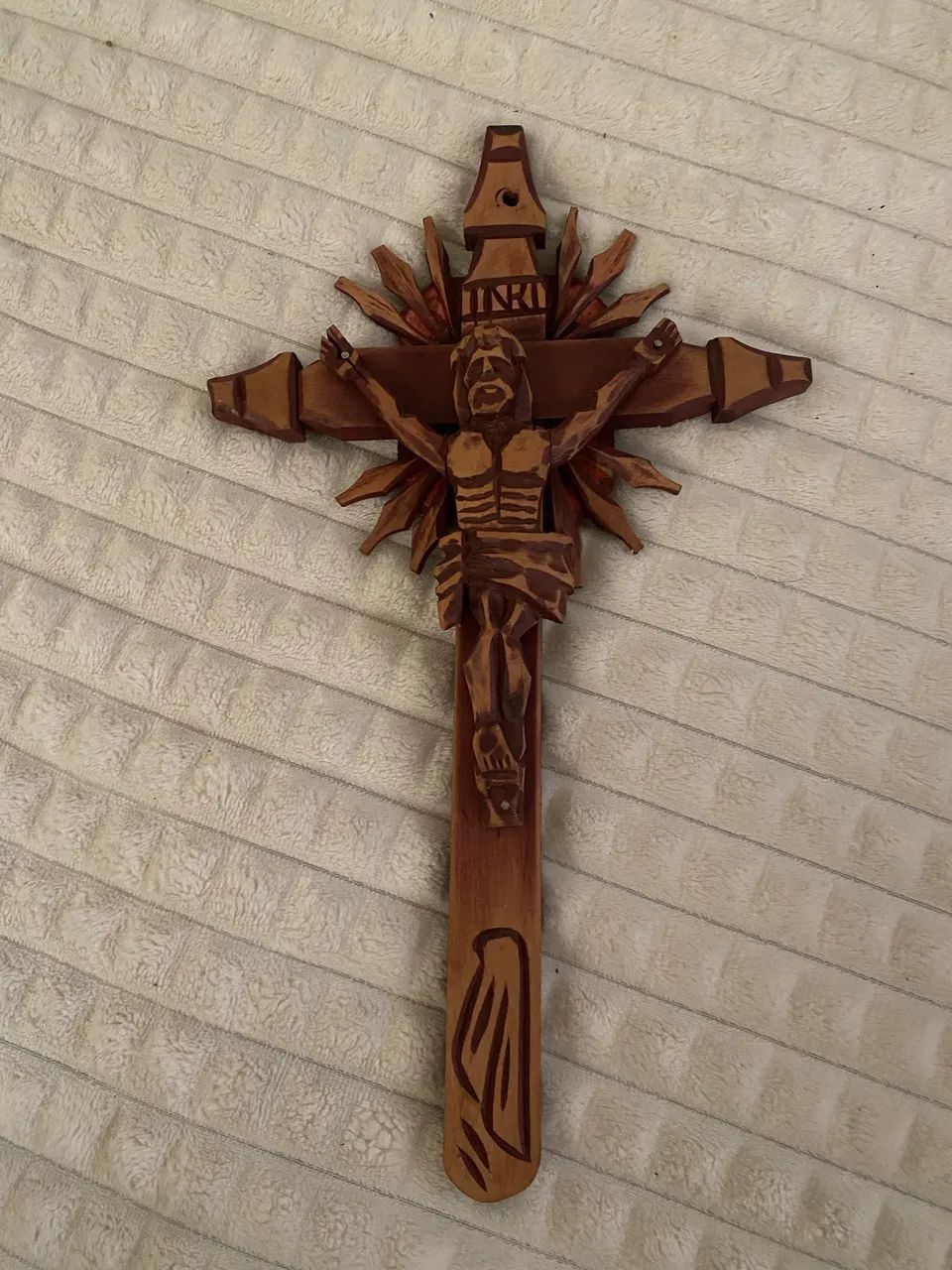 Crucifixo madeira