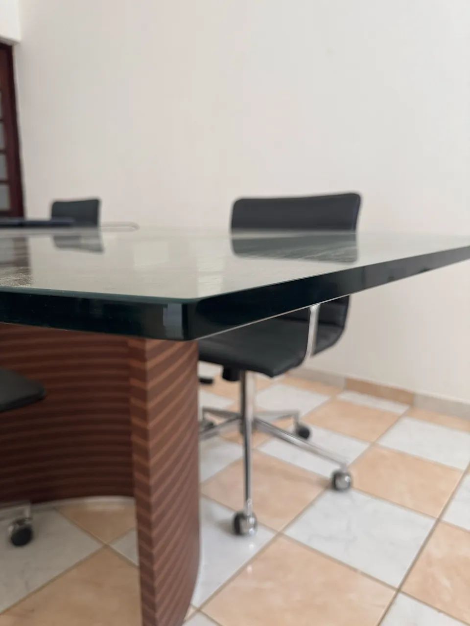 Mesa de Vidro de Alto Padrão - Excelente Estado - Foto 6