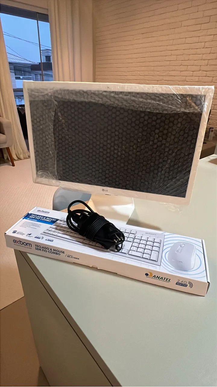 Pc all in One LG 22P Full Hd - SSD - Teclado e Mouse Sem Fio 