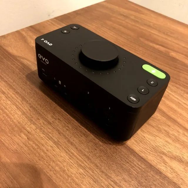 Interface de áudio Evo 4415985586731765760