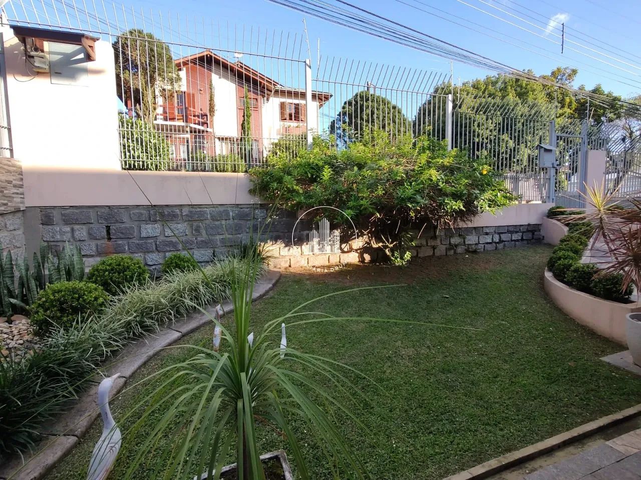 Casa 4 Quartos com Piscina - Coqueiros - Foto 4