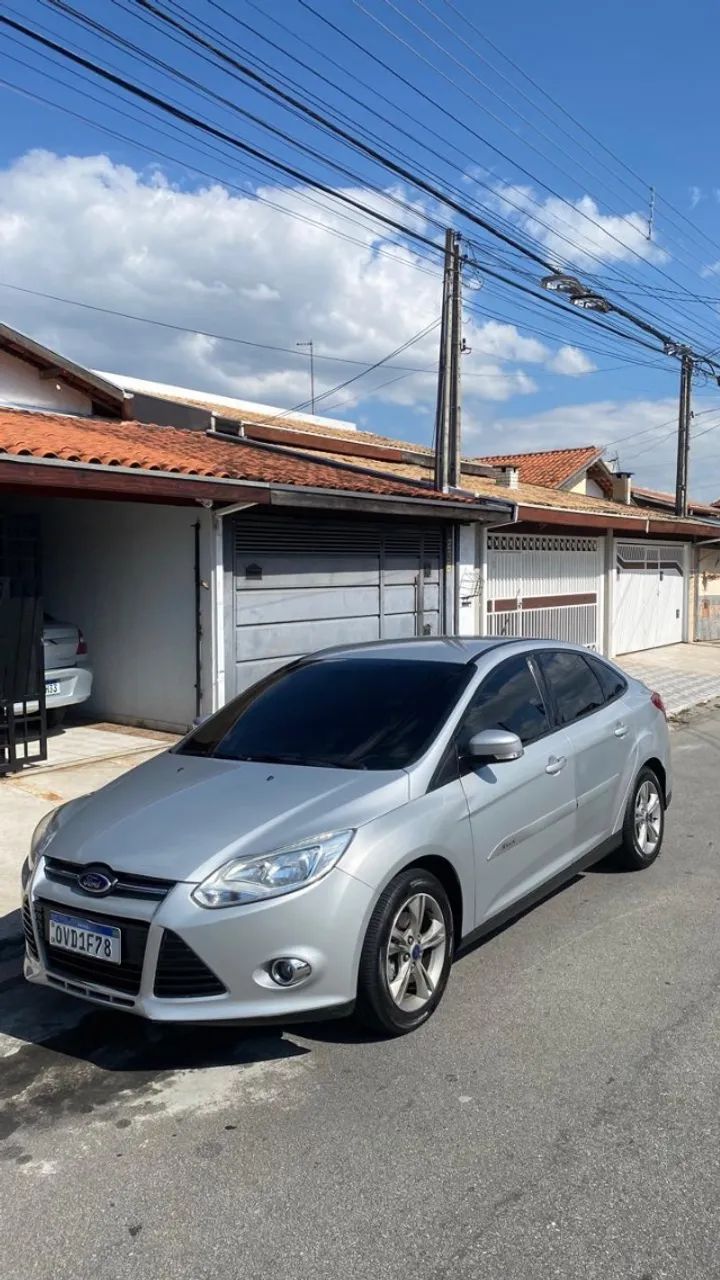 Ford Focus Focus Sedan 1.6 16V Flex 4p Aut. 2014