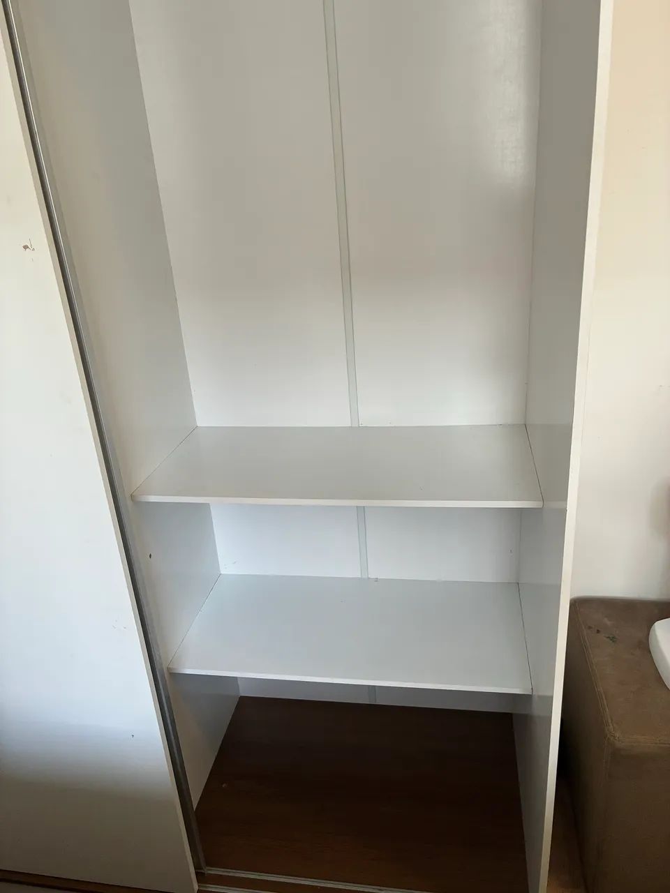 Armário branco - guarda roupa  - Foto 2