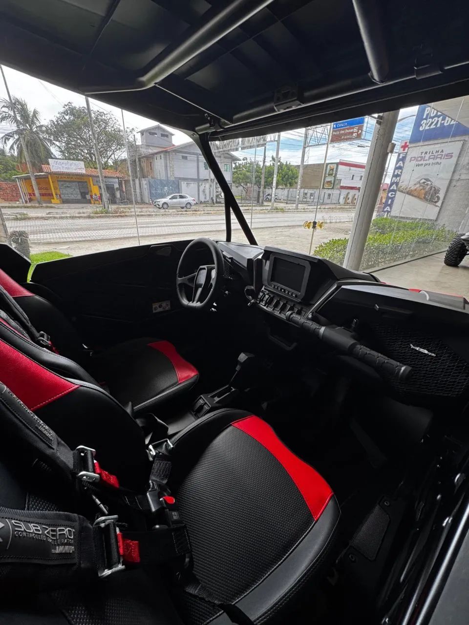 UTV Polaris RZR XP - Foto 4