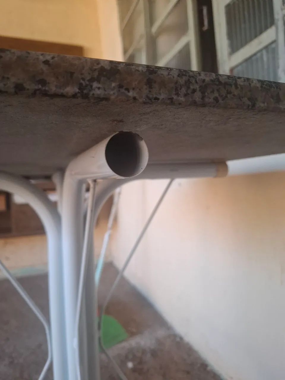 MESA GRANITO! sem cadeiras - Foto 3