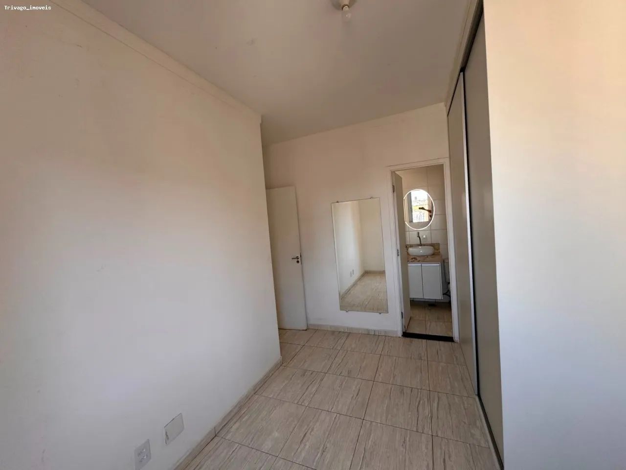 Apartamento 2 dorm suite varanda todo planejado - Foto 4