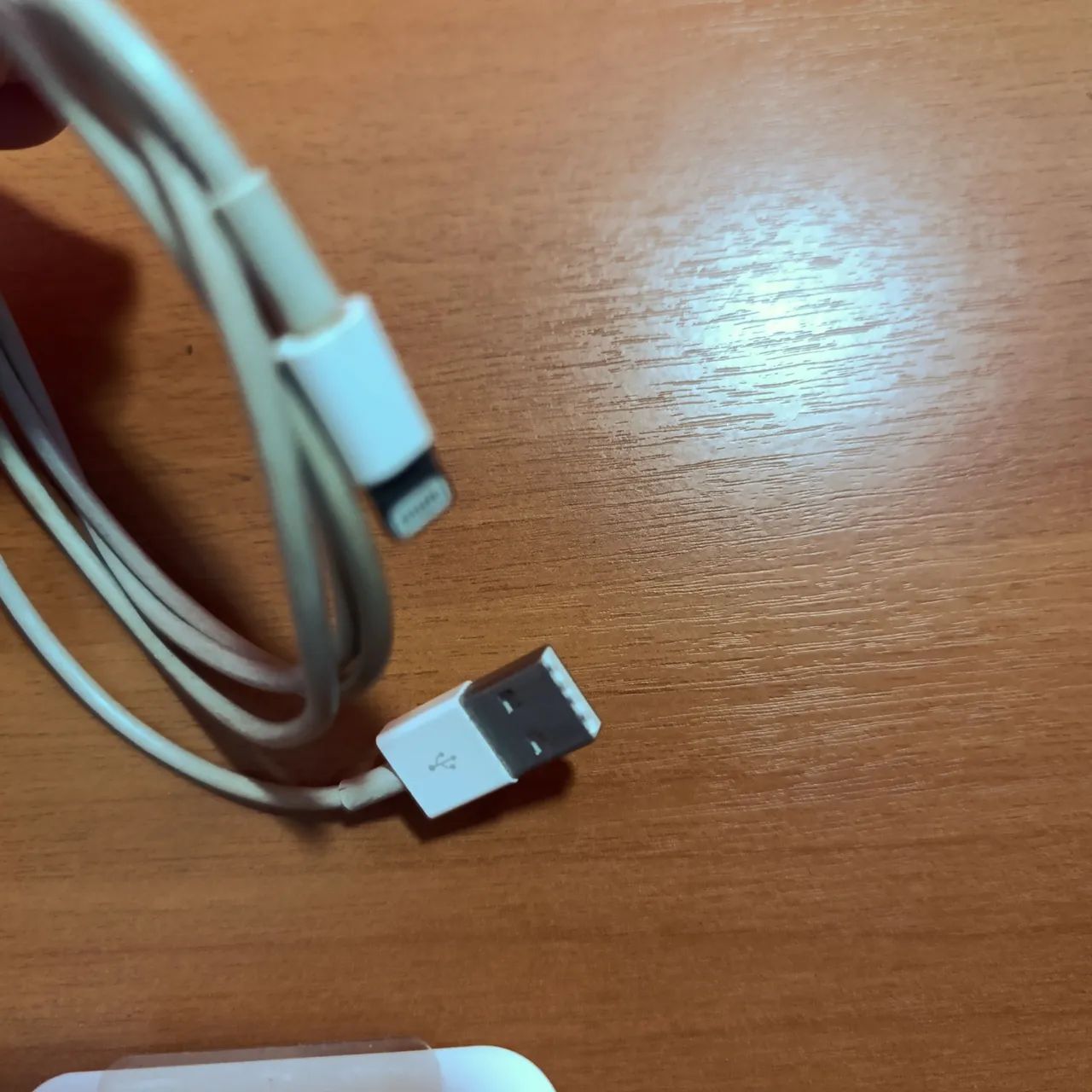 Cabo Carregador iPhone Original Lightning Comprado lá fora com Caixa e Manual - Foto 3