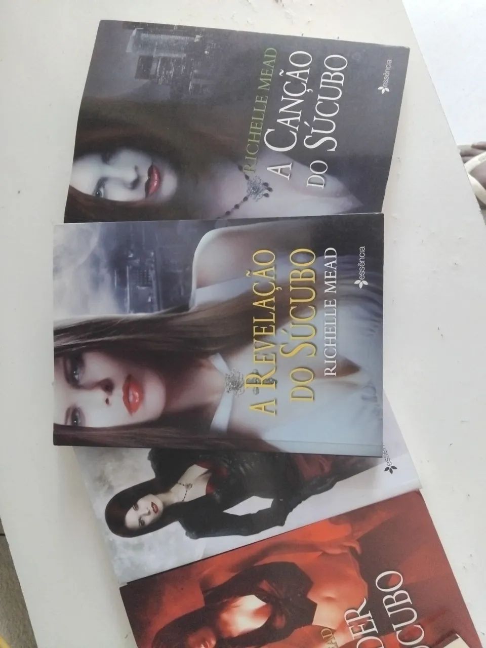 Livros usados e CDs e DVDs  - Foto 4