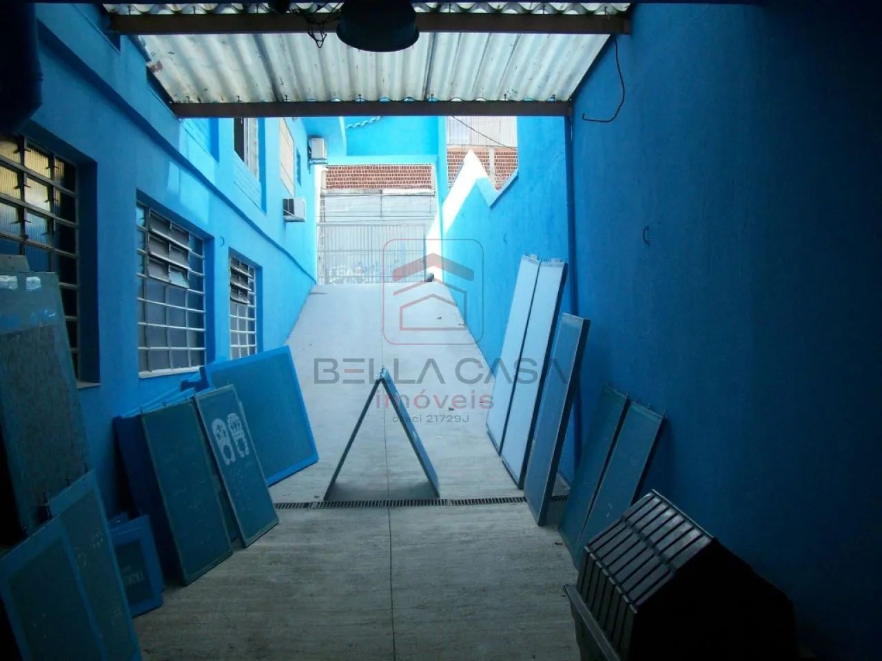 EXCELENTE GALPÃO VILA EMA TERRENO SENDO 10 X 42,5 ÁREA UTIL 500 M² - Foto 3