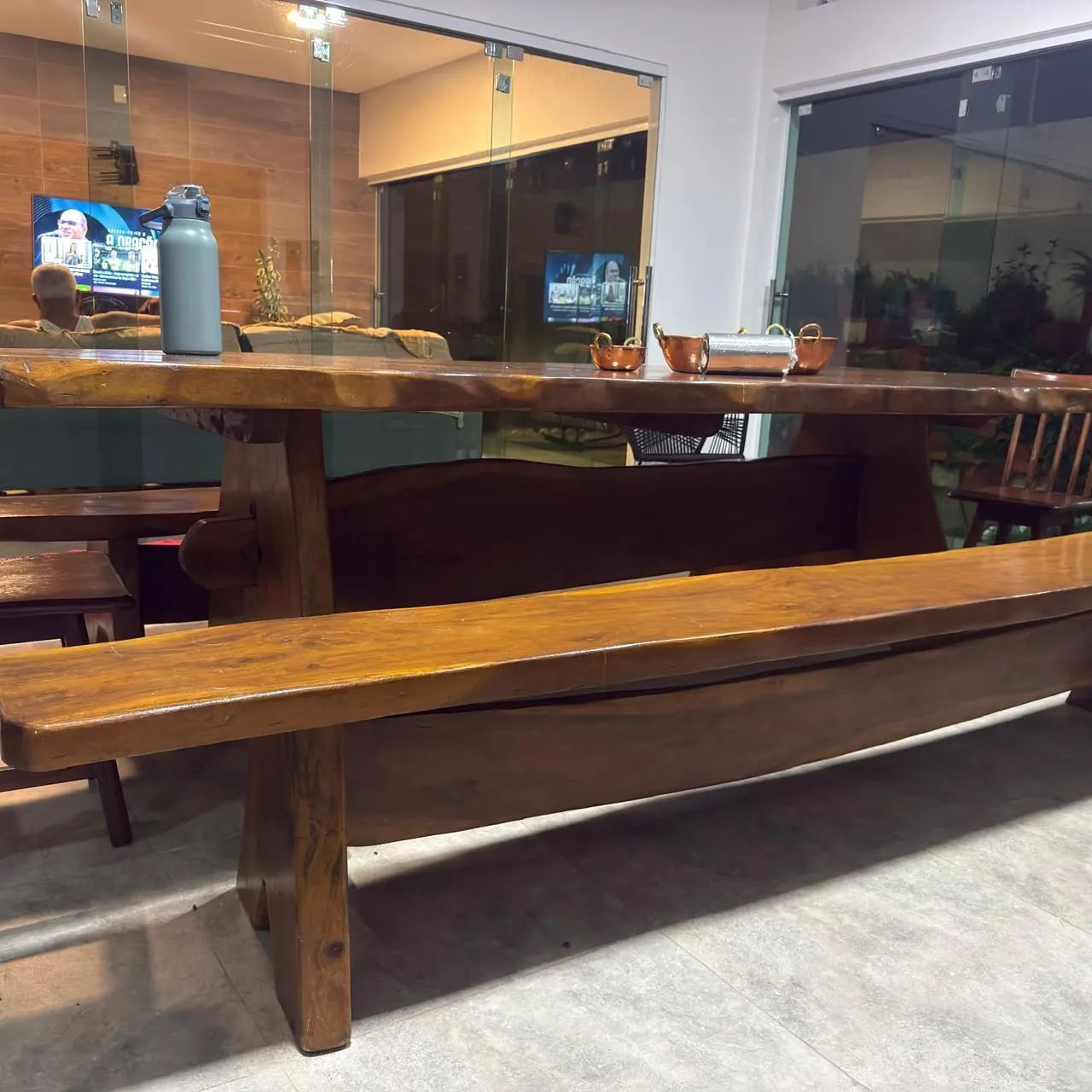 Mesa de jatoba com 2 bancos - Foto 2