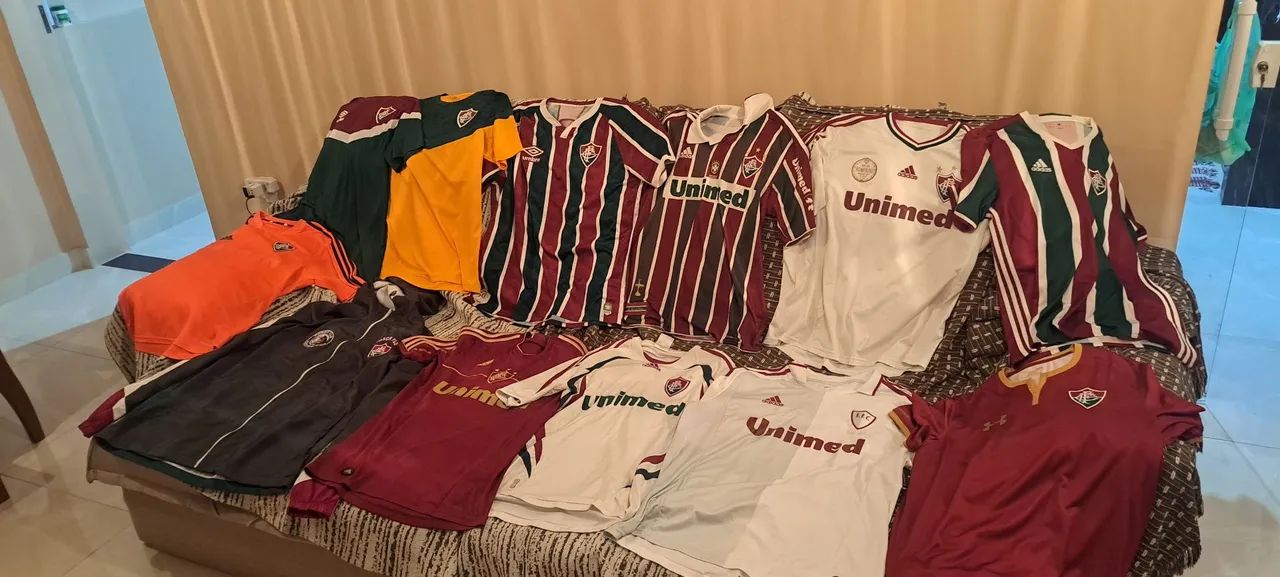 Medalha e camisas  do Fluminense pra colecionador  - Foto 3